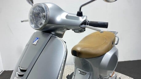 Piaggio Vespa S 125 28