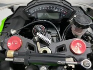 Kawasaki Ninja NINJA ZX-10R ZX1000 JFF 28