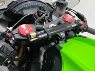 Kawasaki Ninja NINJA ZX-10R ZX1000 JFF 29