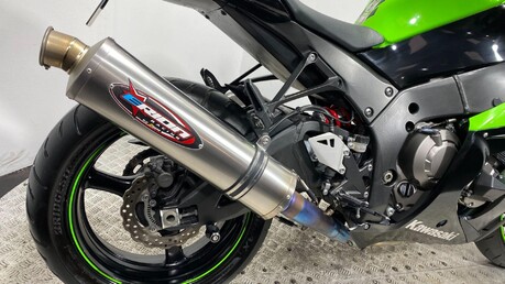 Kawasaki Ninja NINJA ZX-10R ZX1000 JFF 39