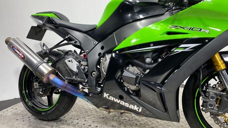 Kawasaki Ninja NINJA ZX-10R ZX1000 JFF 41