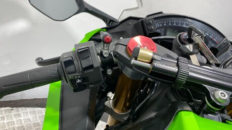 Kawasaki Ninja NINJA ZX-10R ZX1000 JFF 44