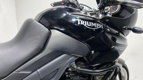 Triumph Tiger TIGER 1050 25