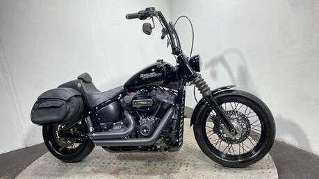 Harley-Davidson Dyna 1745 Street Bob Euro 4 7