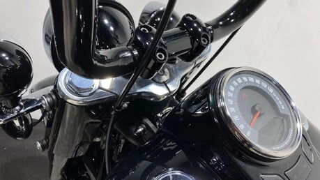 Harley-Davidson Softail 1868 Heritage Classic Euro 4 38