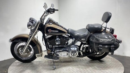 Harley-Davidson Softail HERITAGE FLSTCI 1450 2