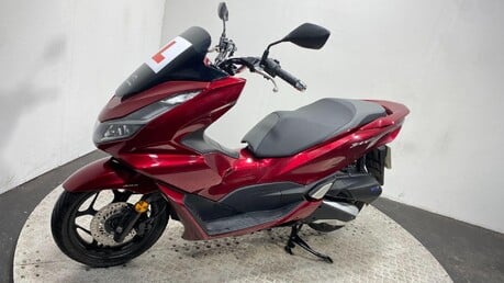 Honda PCX PCX WW 125 A-M 6