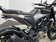 Husqvarna Svartpilen 125 125 Euro 5 6