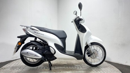 Honda SH Mode 125 FSH 125-R 1