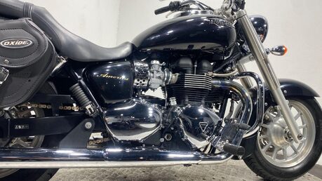 Triumph Bonneville 865 13