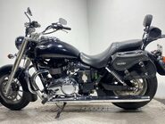Triumph Bonneville 865 12
