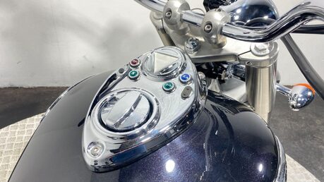 Triumph Bonneville 865 26