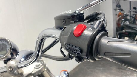 Triumph Bonneville 865 31