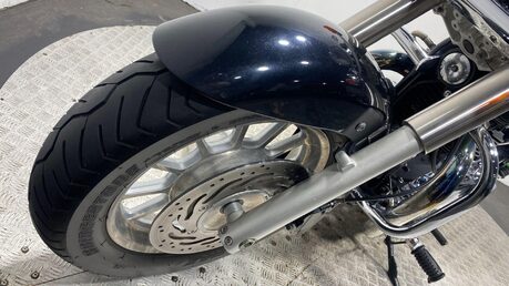 Triumph Bonneville 865 37