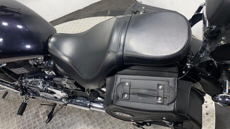 Triumph Bonneville 865 52