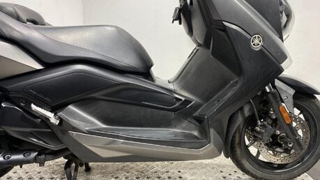 Yamaha Xmax 400 400 ABS 11