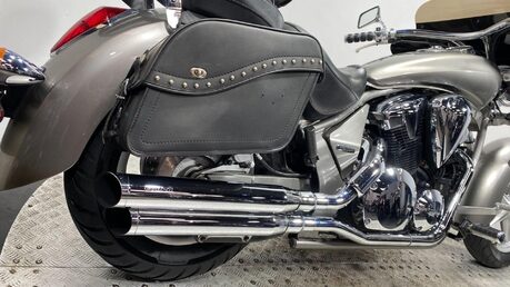 Honda VTX 1300 15
