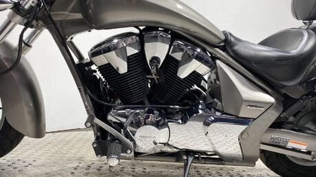 Honda VTX 1300 25
