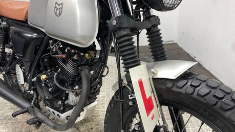 Mutt Akita AKITA 125 14