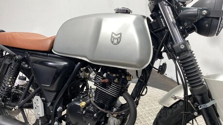 Mutt Akita AKITA 125 16