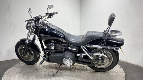 Harley-Davidson Dyna 1584 FXDF Fat Bob 13