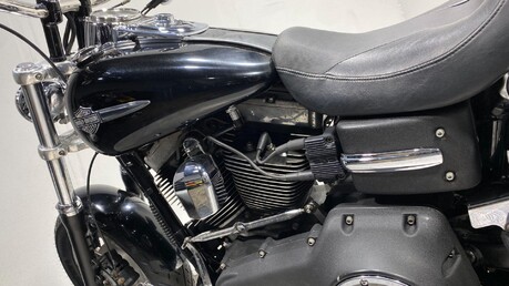 Harley-Davidson Dyna 1584 FXDF Fat Bob 29
