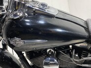 Harley-Davidson Dyna 1584 FXDF Fat Bob 35