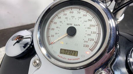 Harley-Davidson Dyna 1584 FXDF Fat Bob 40