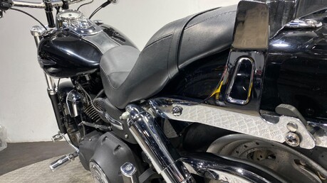 Harley-Davidson Dyna 1584 FXDF Fat Bob 44