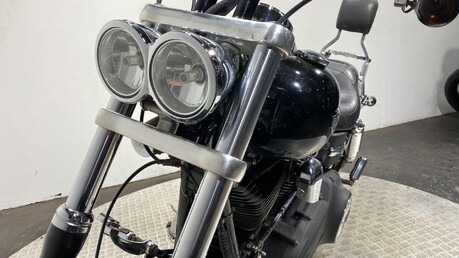 Harley-Davidson Dyna 1584 FXDF Fat Bob 47