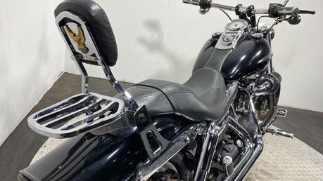 Harley-Davidson Dyna 1584 FXDF Fat Bob 49