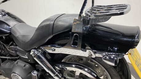 Harley-Davidson Dyna 1584 FXDF Fat Bob 56