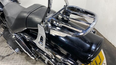 Harley-Davidson Dyna 1584 FXDF Fat Bob 57