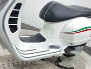 Piaggio Vespa GTS VESPA GTS 300 SUPER ABS 8