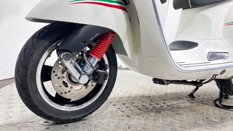 Piaggio Vespa GTS VESPA GTS 300 SUPER ABS 12