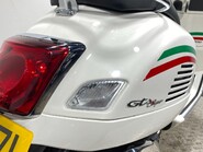 Piaggio Vespa GTS VESPA GTS 300 SUPER ABS 24