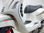 Piaggio Vespa GTS VESPA GTS 300 SUPER ABS 34