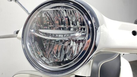 Piaggio Vespa GTS VESPA GTS 300 SUPER ABS 36