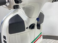Piaggio Vespa GTS VESPA GTS 300 SUPER ABS 40