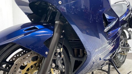 Triumph Sprint SPRINT ST 1050 12