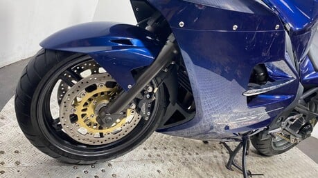 Triumph Sprint SPRINT ST 1050 32