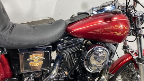 Harley-Davidson Dyna Wide Glide FXDWG 15