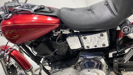Harley-Davidson Dyna Wide Glide FXDWG 21