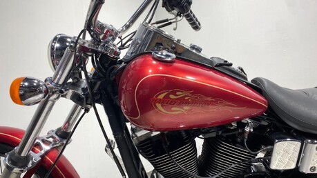 Harley-Davidson Dyna Wide Glide FXDWG 27