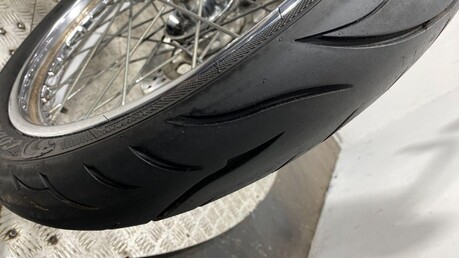 Harley-Davidson Dyna Wide Glide FXDWG 37