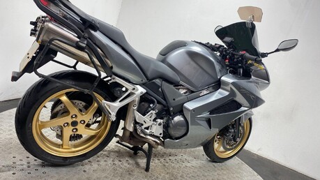 Honda VFR VFR 800 A-9 5
