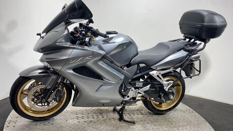 Honda VFR VFR 800 A-9 8