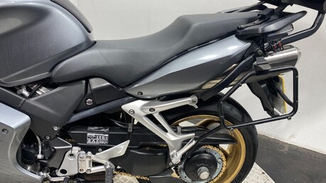 Honda VFR VFR 800 A-9 28