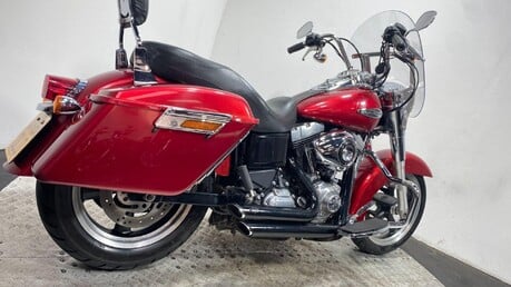 Harley-Davidson Dyna 1690 FLD Switchback 6