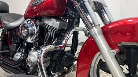 Harley-Davidson Dyna 1690 FLD Switchback 15